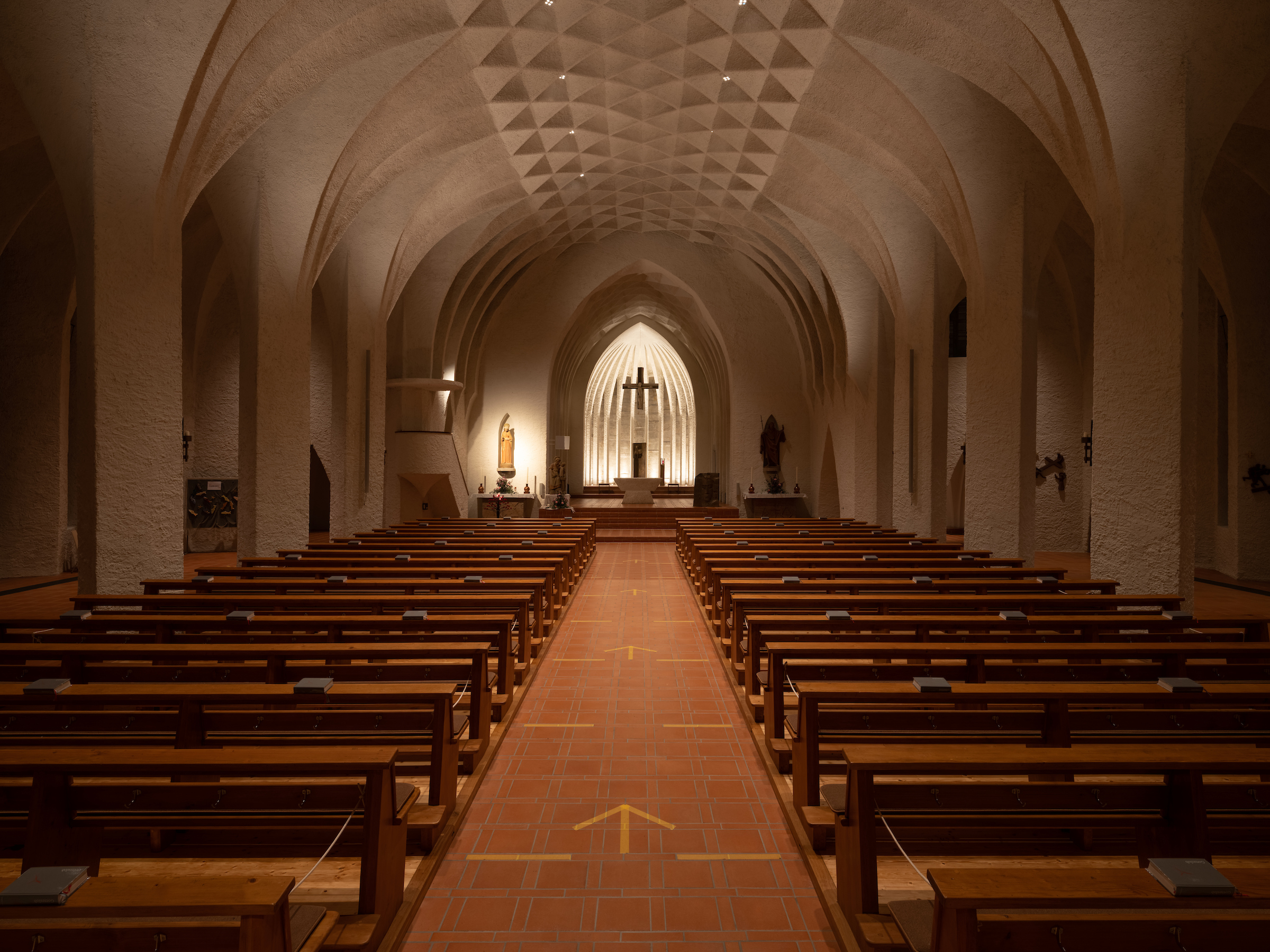 Kirche St Johann Baptist-39 (1)