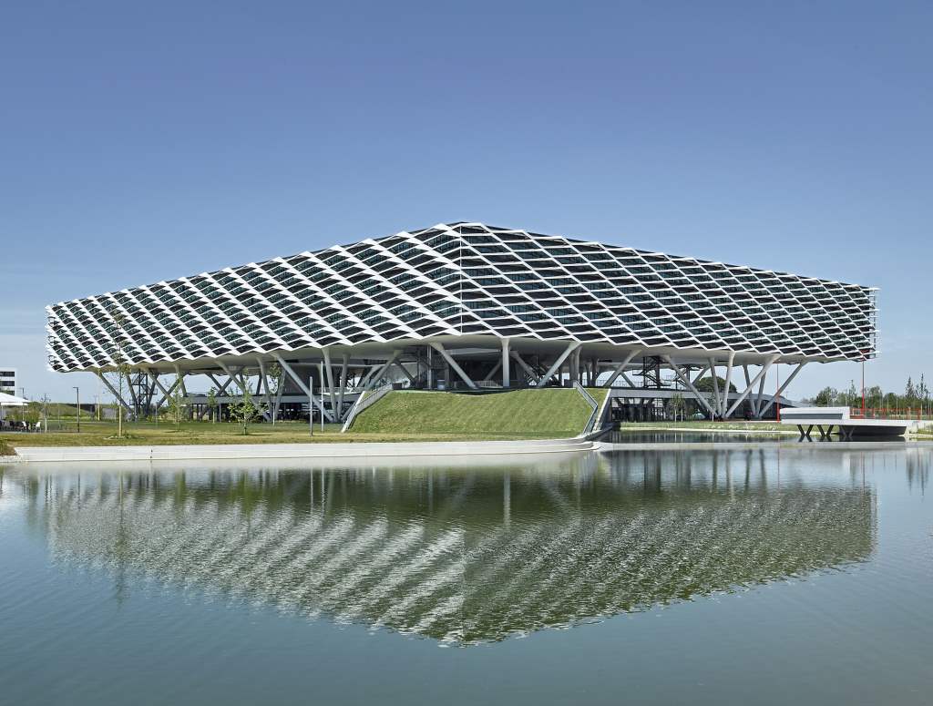 Adidas Arena